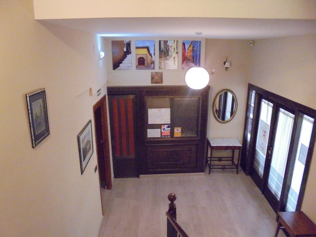 Hostal Palacete De Los Arcedianos Tarazona Esterno foto