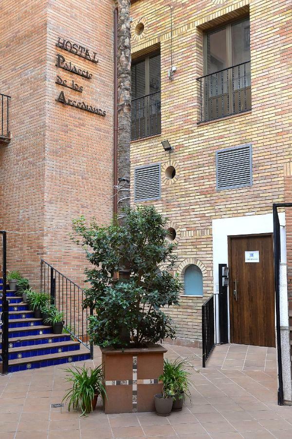 Hostal Palacete De Los Arcedianos Tarazona Esterno foto