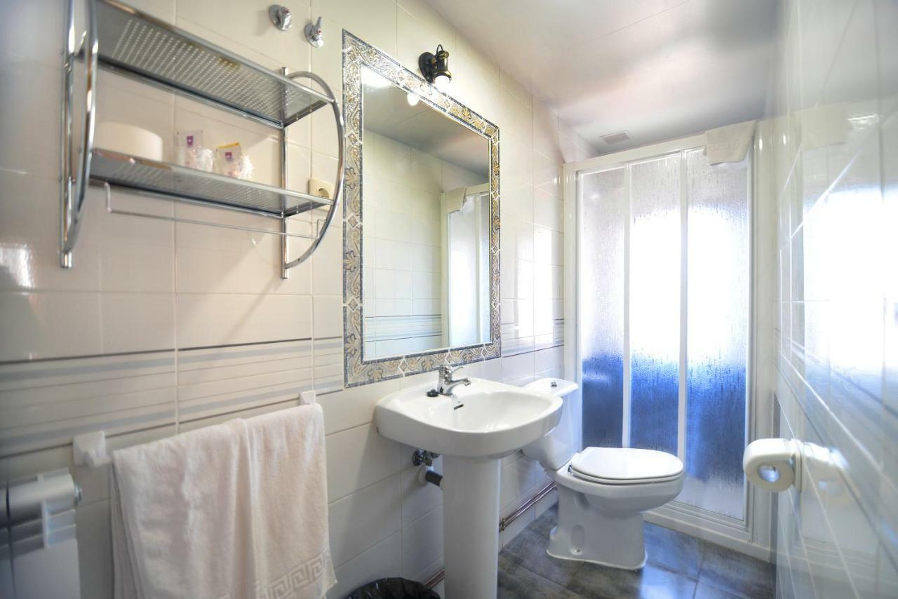 Hostal Palacete De Los Arcedianos Tarazona Esterno foto
