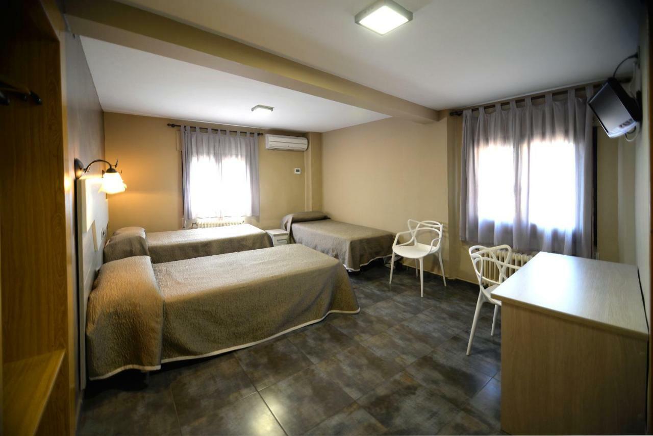 Hostal Palacete De Los Arcedianos Tarazona Esterno foto