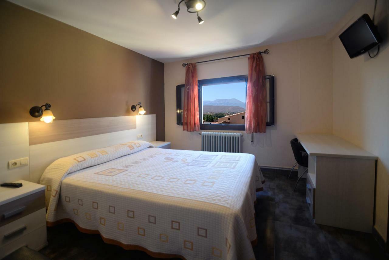 Hostal Palacete De Los Arcedianos Tarazona Esterno foto