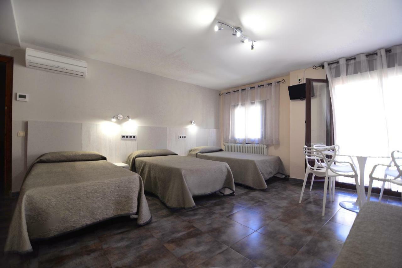 Hostal Palacete De Los Arcedianos Tarazona Esterno foto
